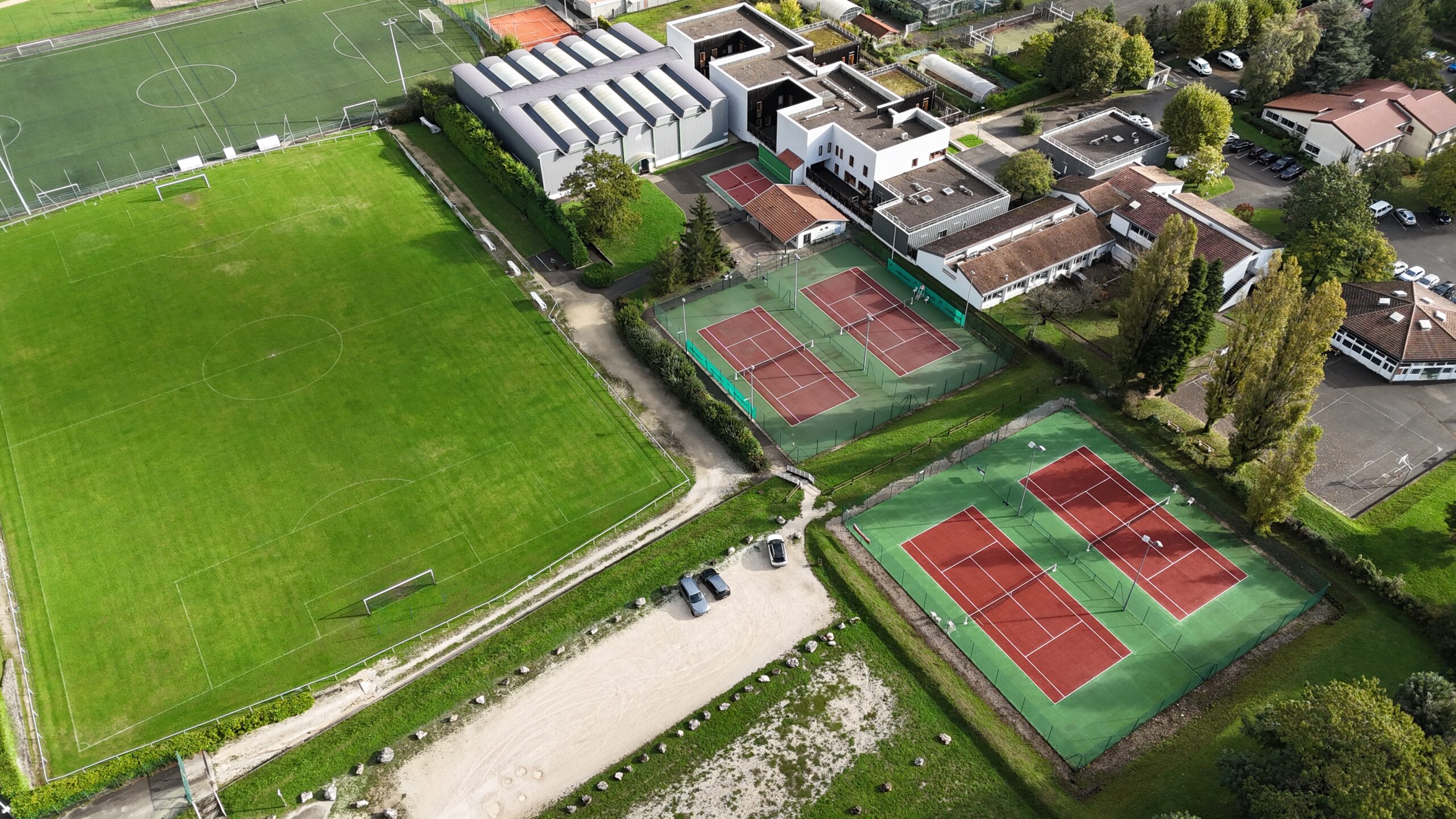 FAISABILITE POUR DEUX PISTES DE PADEL A CLAIX (38)